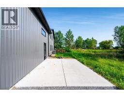 2110 Deer Run Road, Leamington, ON N8H3V7 Photo 32
