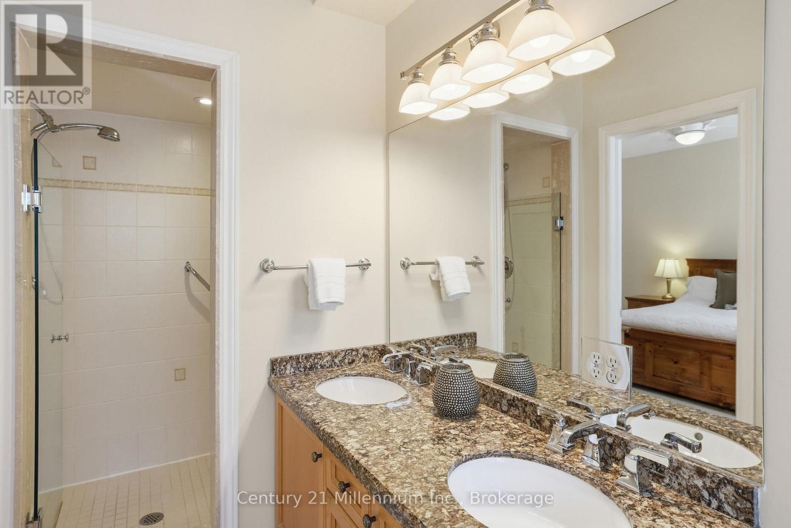 18 THOMAS DRIVE - 22