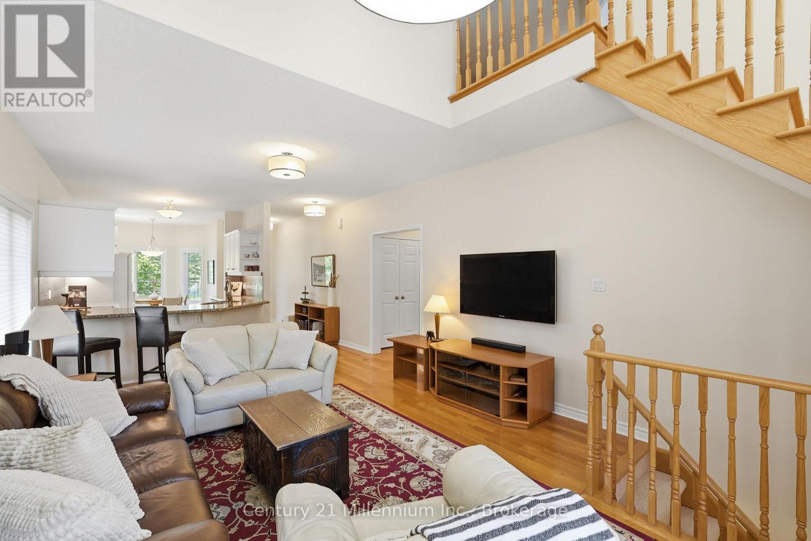 18 THOMAS DRIVE - 8