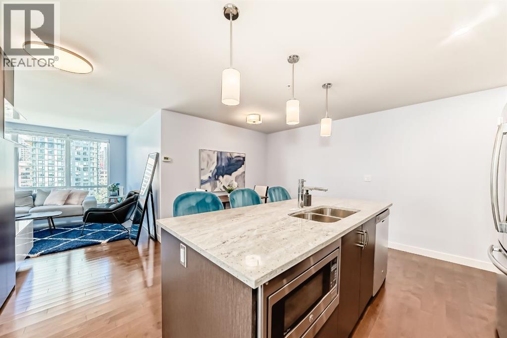 #902 303 13 Avenue SW - 15