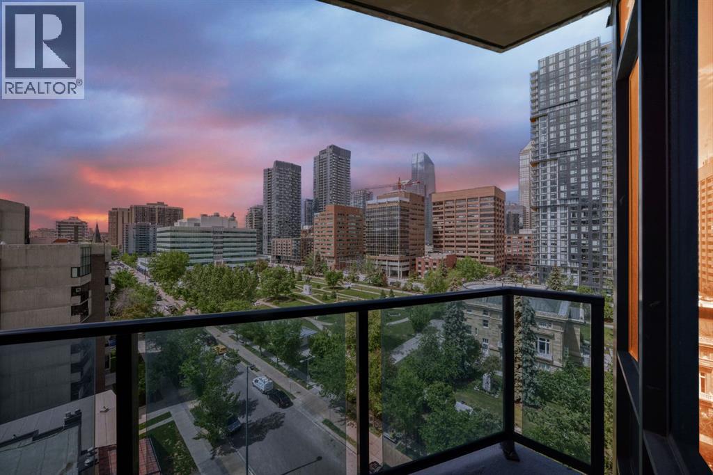 #902 303 13 Avenue SW - 21