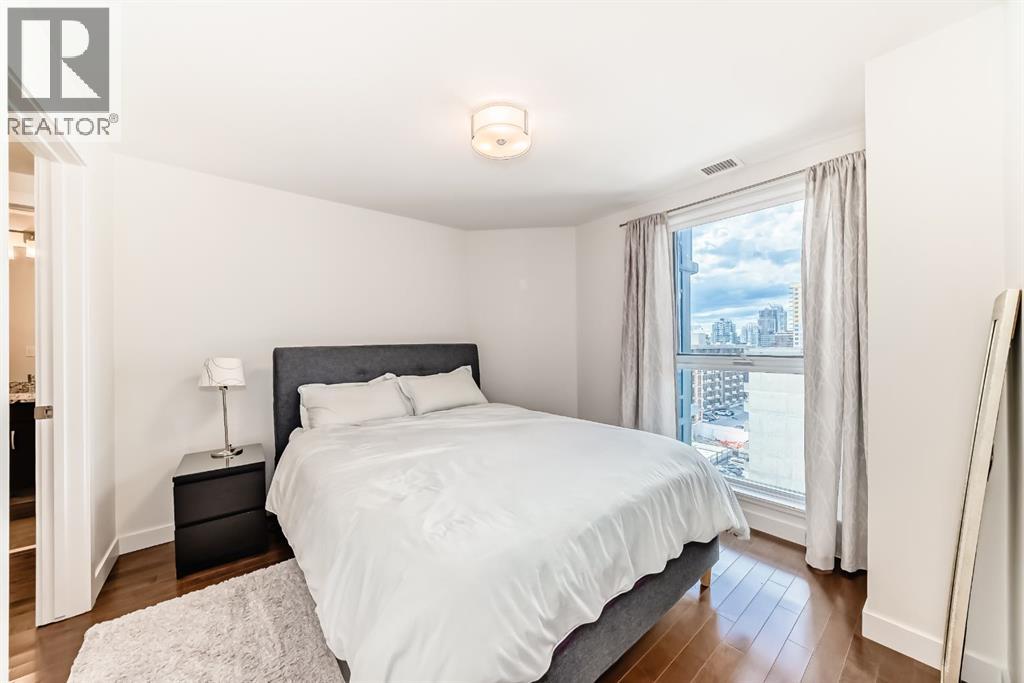 #902 303 13 Avenue SW - 28