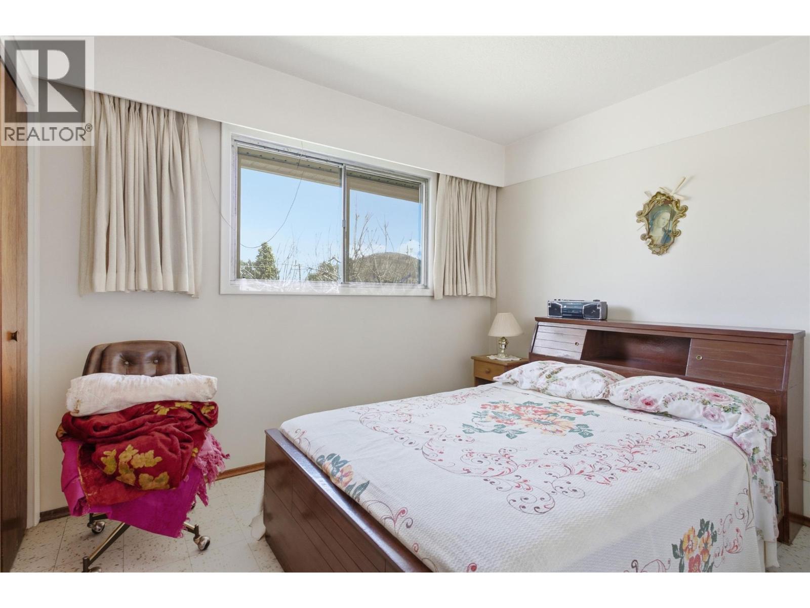 283 CHESTNUT Avenue - Image 10