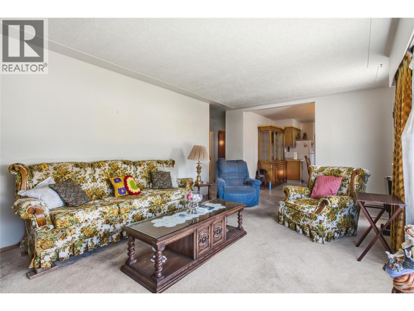 283 CHESTNUT Avenue - Image 5