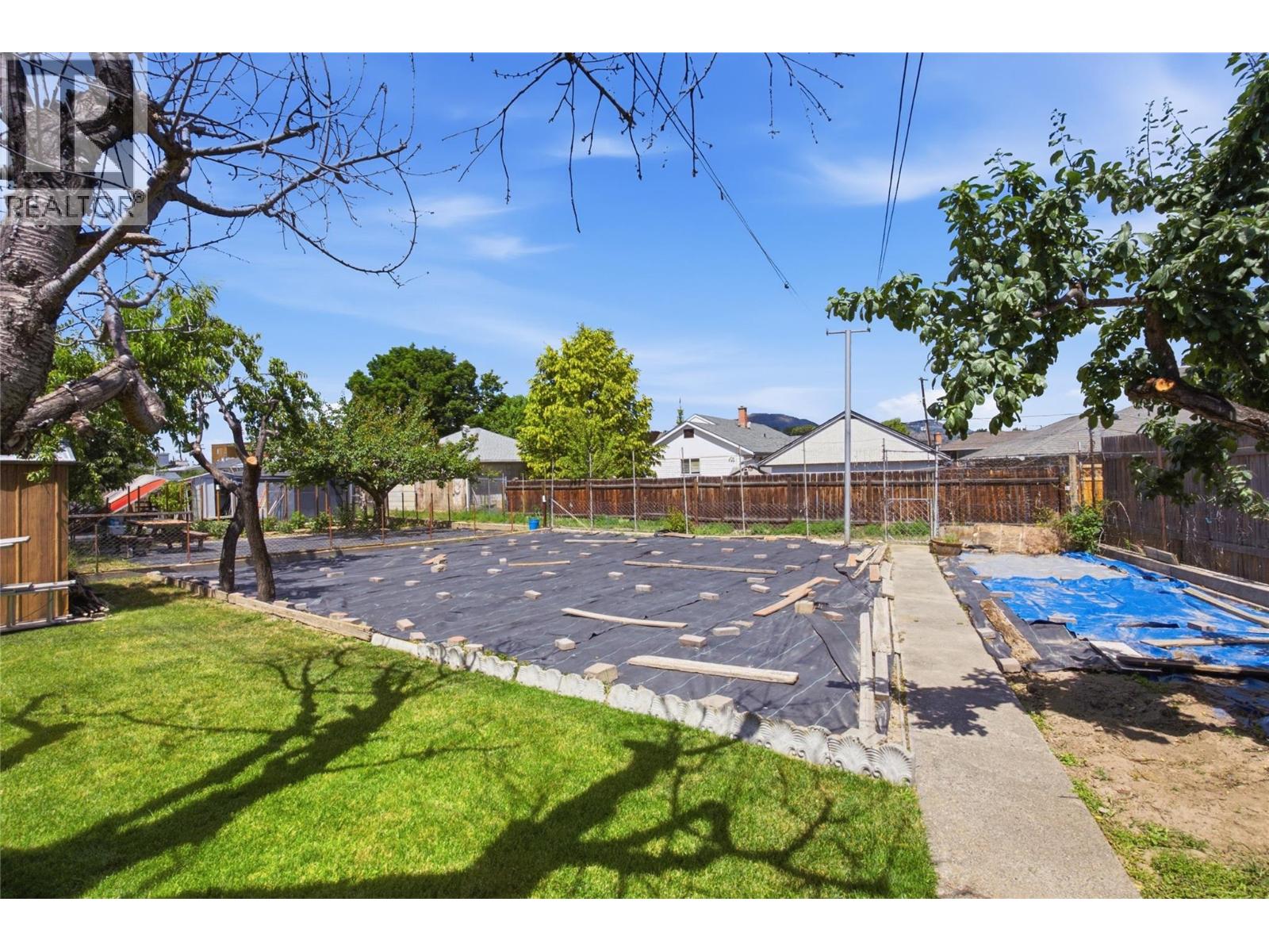 283 CHESTNUT Avenue - Image 38