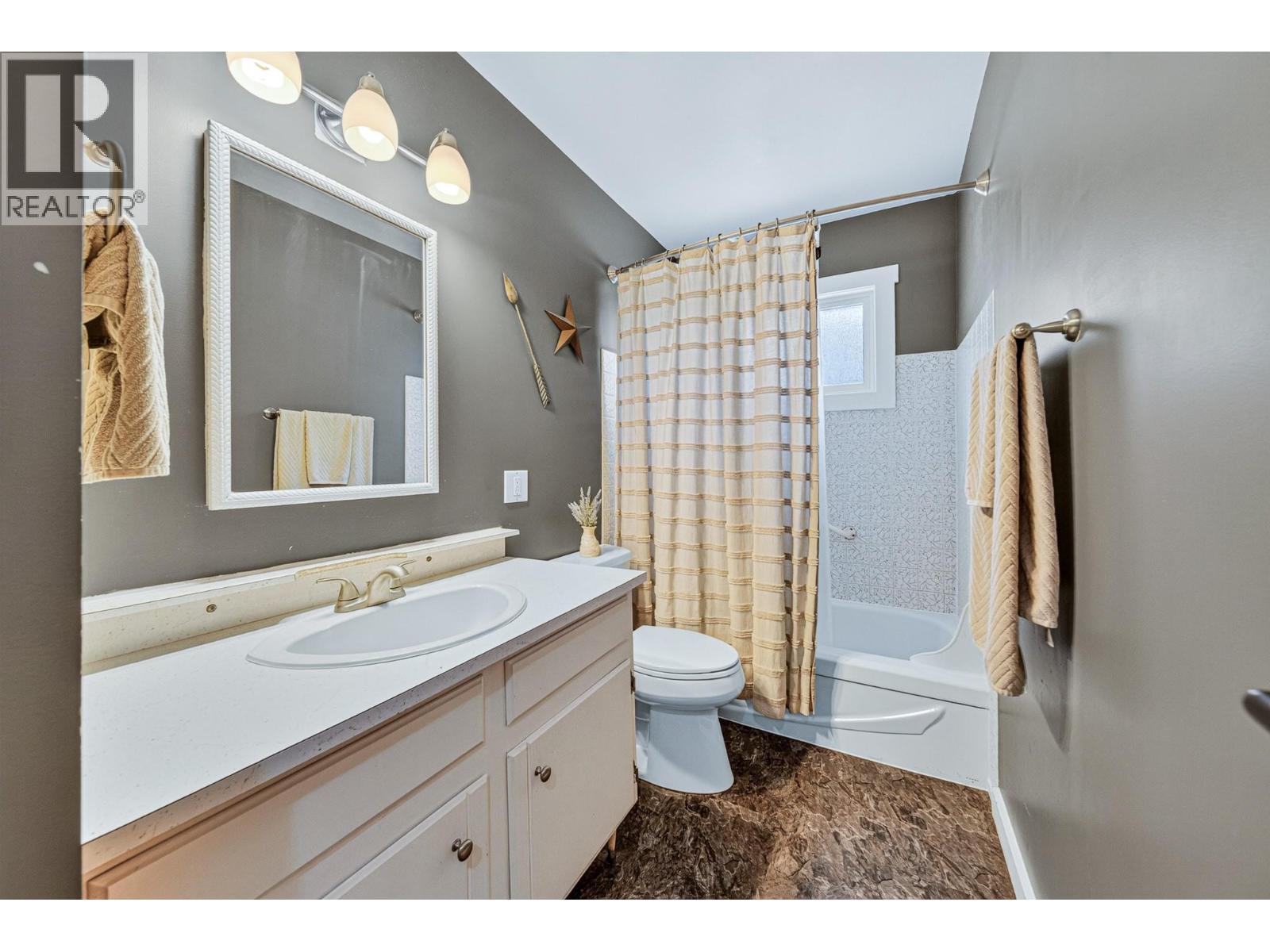 471 Engelmann Spruce Drive, Sparwood