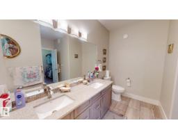 #204 5201 Brougham Dr, Drayton Valley, AB T7A0C8 Photo 22