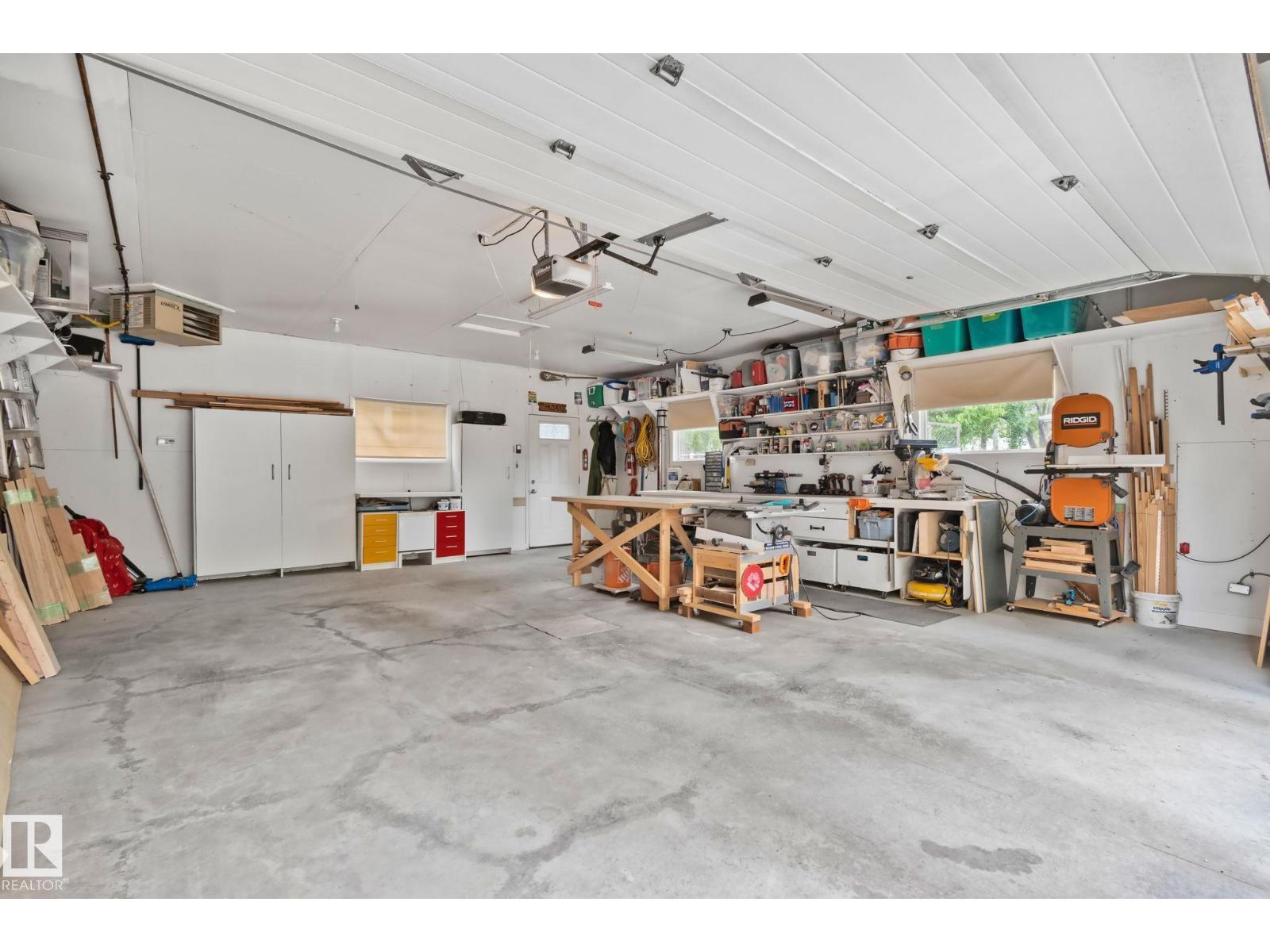 7504 142a st NW NW — photo 59