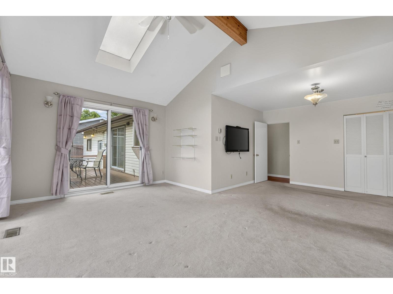 121 CEDAR ST — photo 19