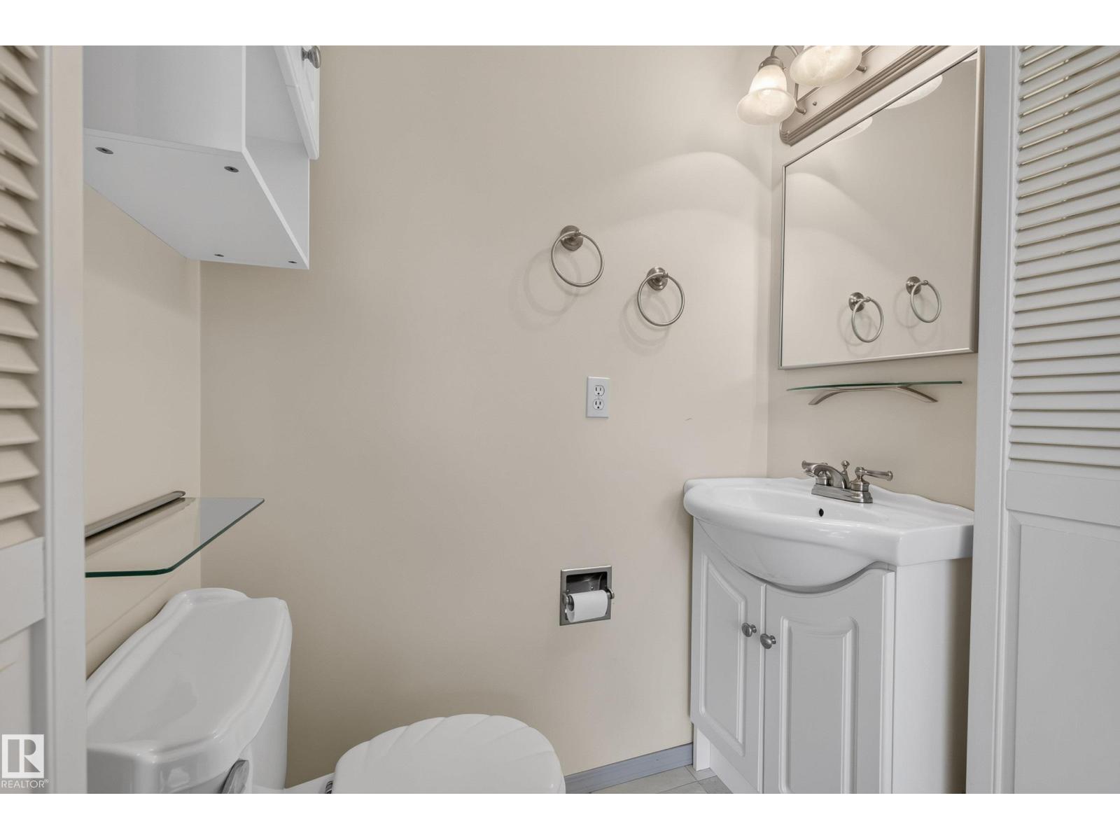 121 CEDAR ST — photo 20