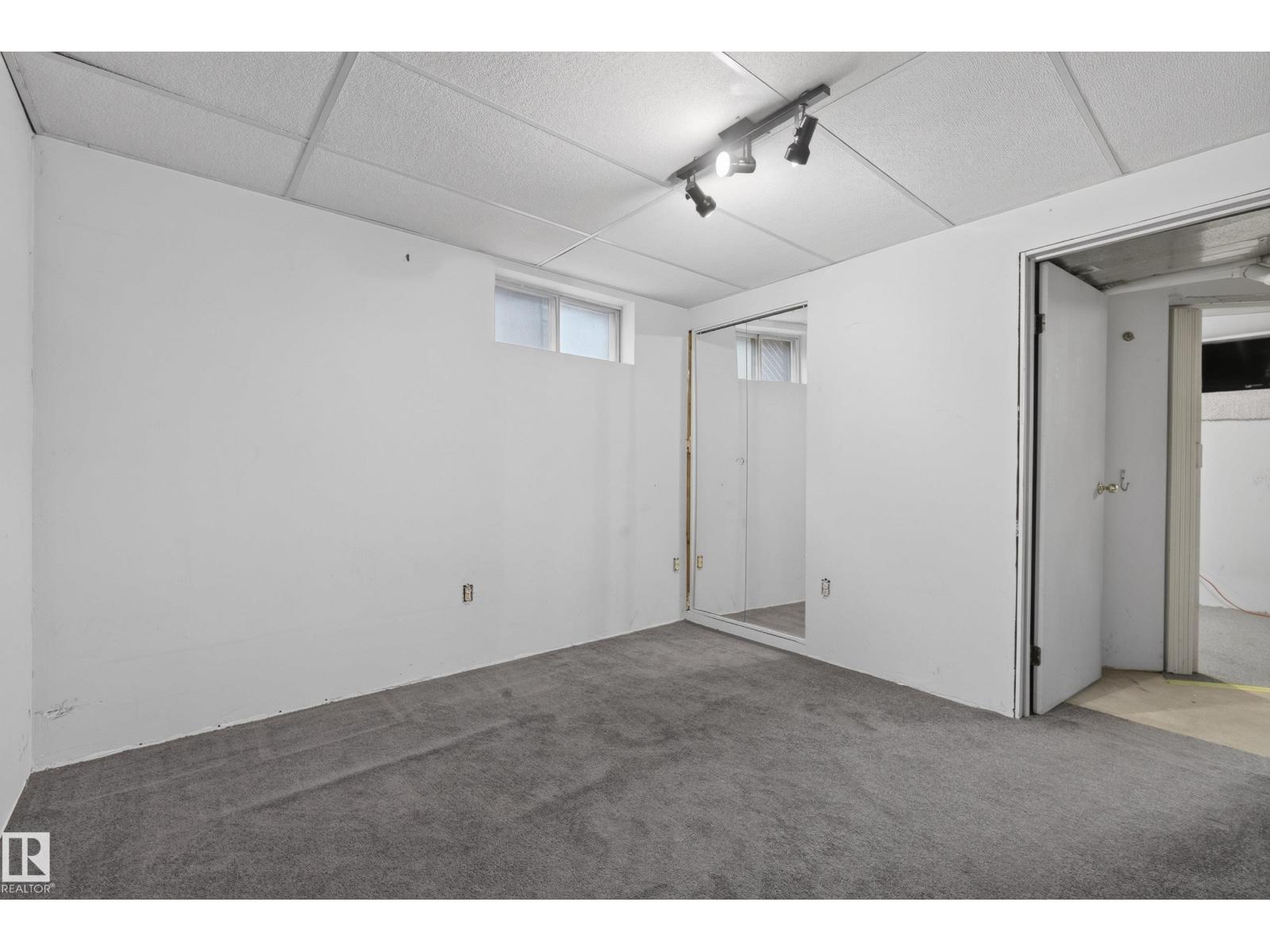 121 CEDAR ST — photo 27