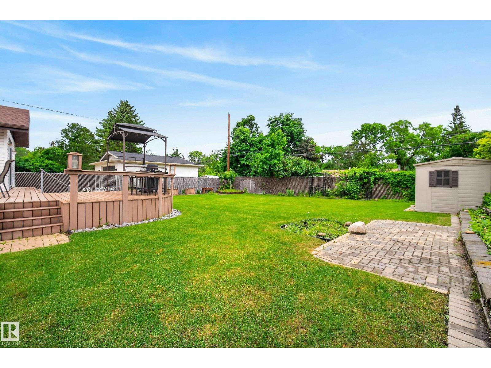 121 CEDAR ST — photo 38