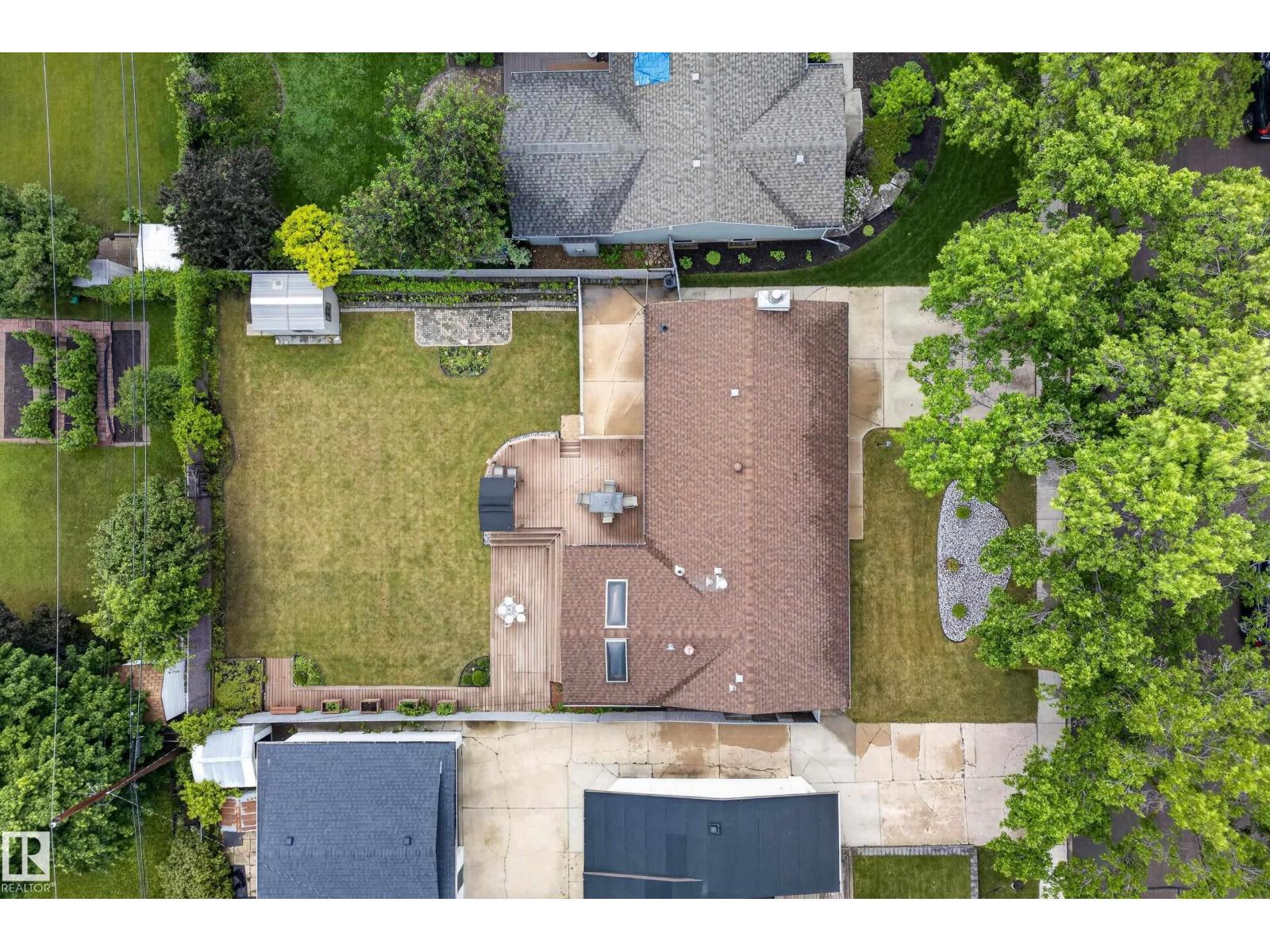 121 CEDAR ST — photo 51