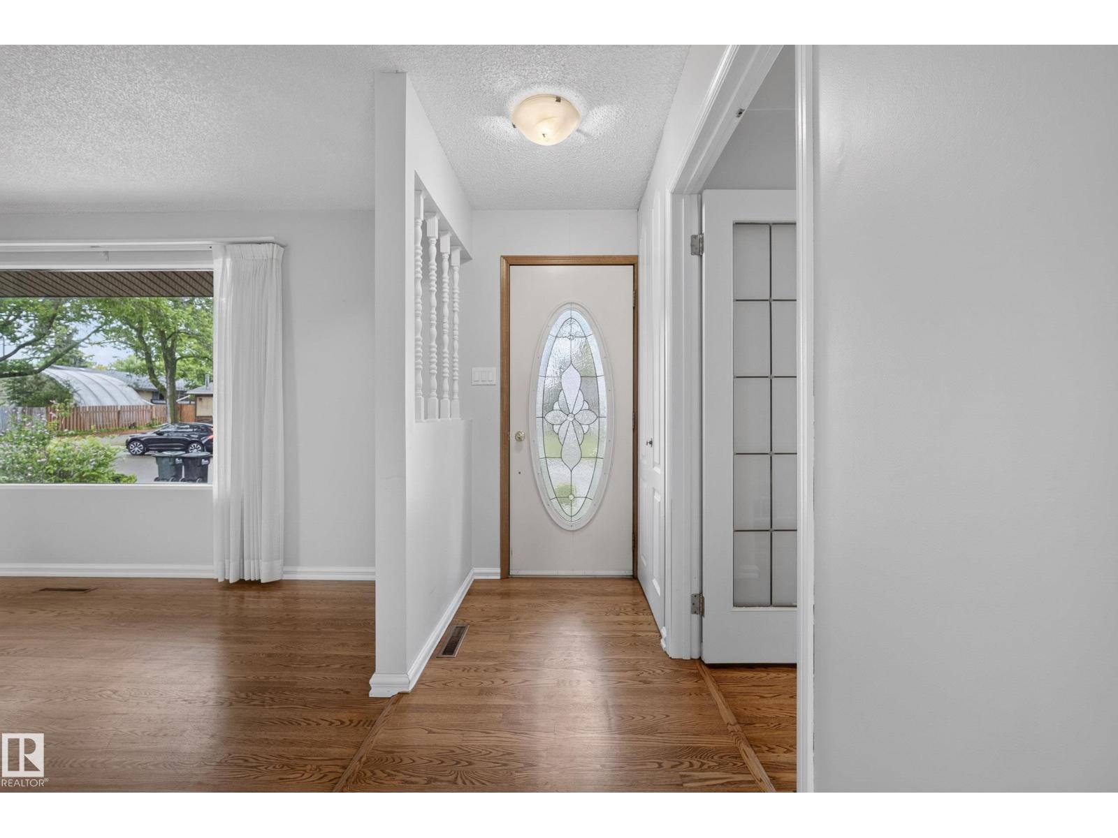 121 CEDAR ST — photo 6