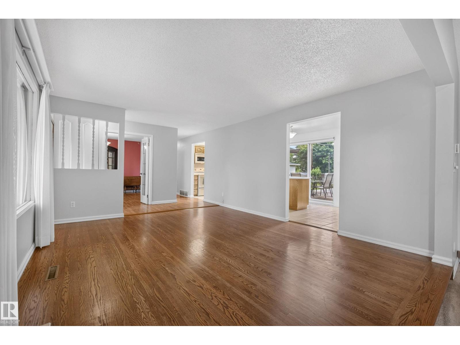 121 CEDAR ST — photo 7