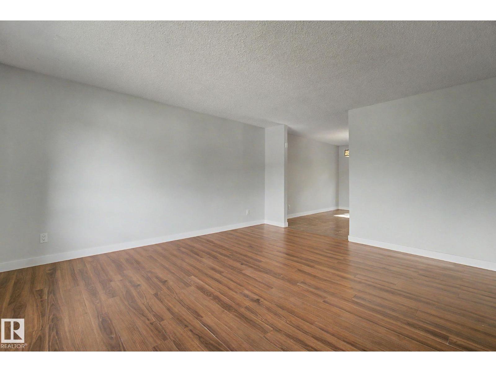 1511 75 ST NW - 5