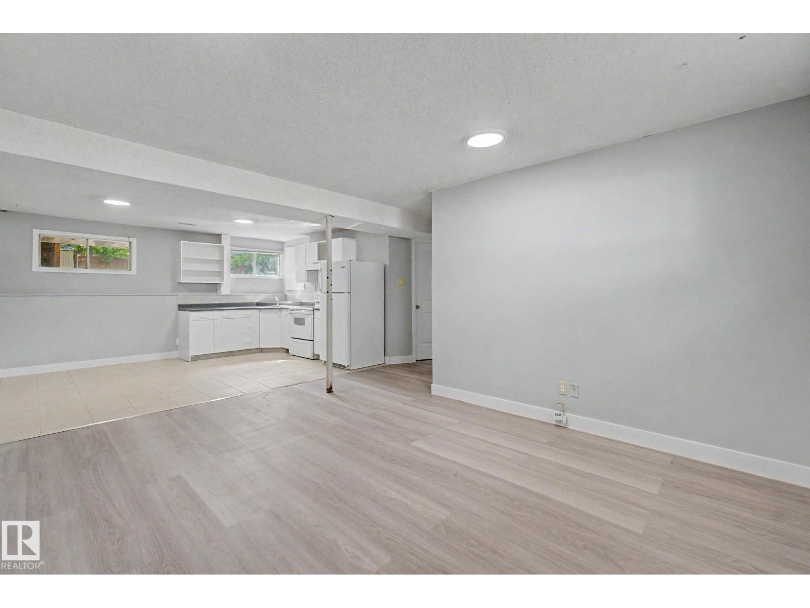 1511 75 ST NW - 29