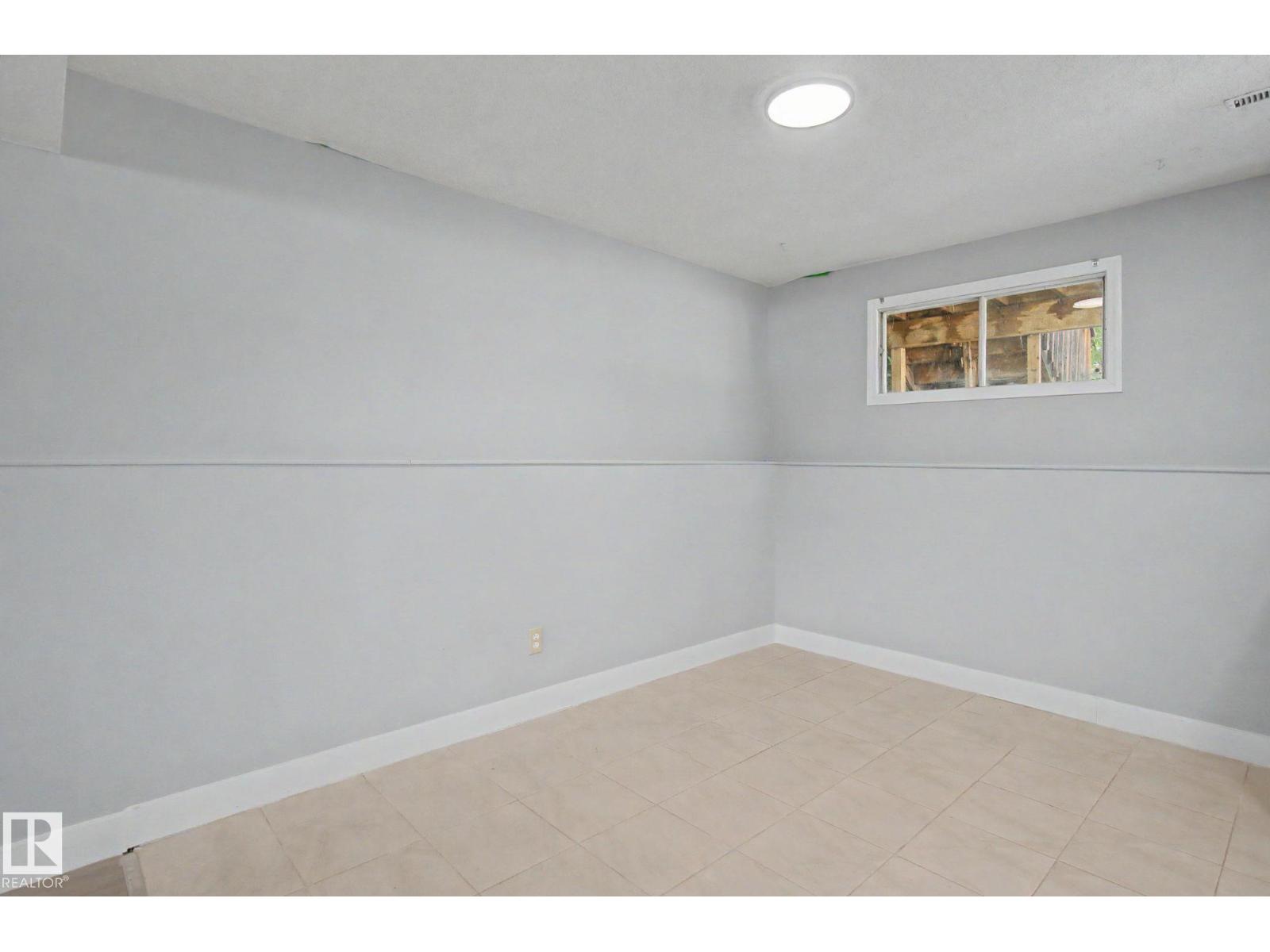 1511 75 ST NW - 31