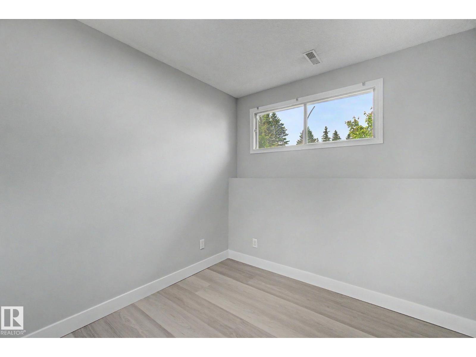 1511 75 ST NW - 37