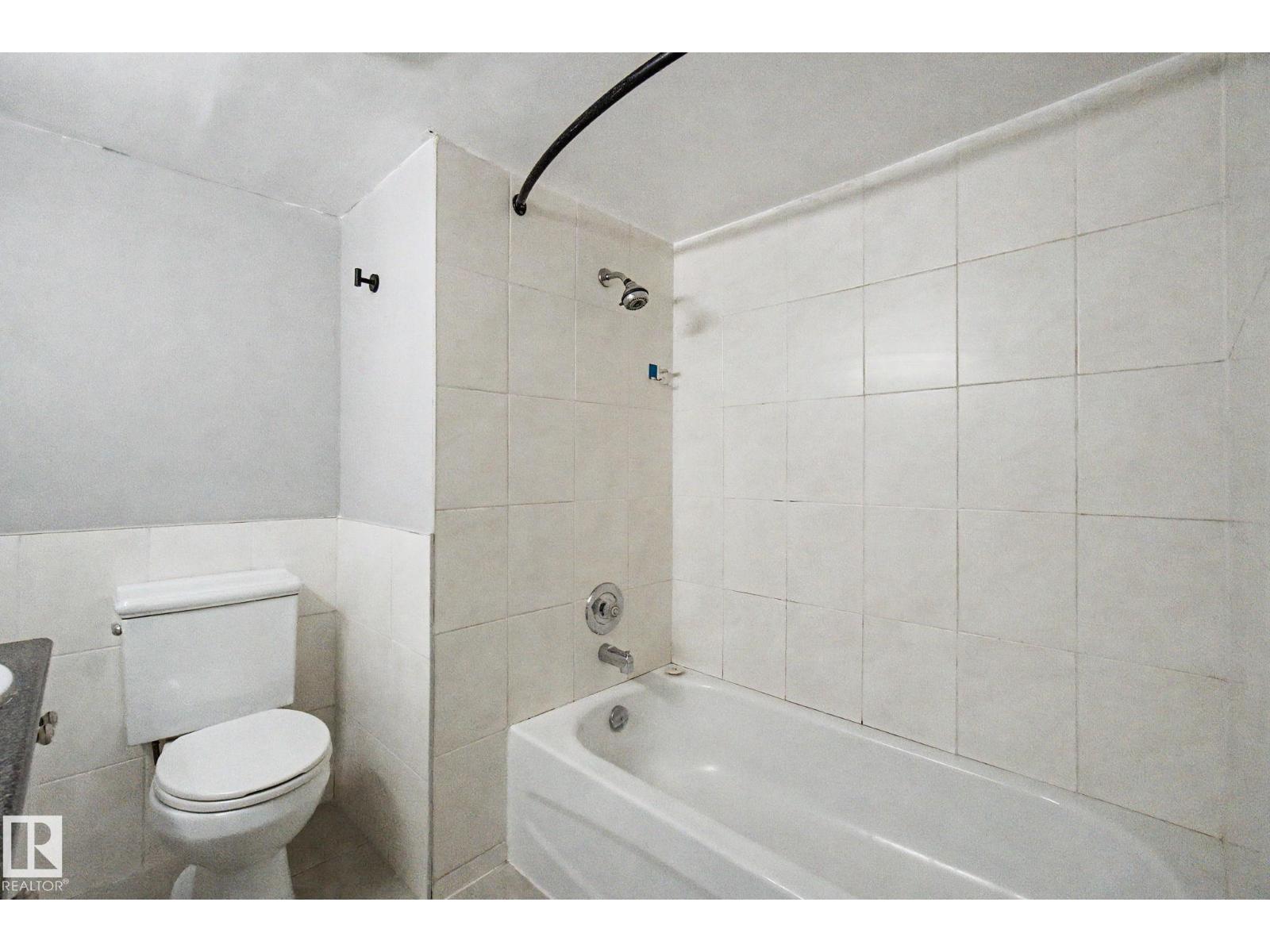 1511 75 ST NW - 41