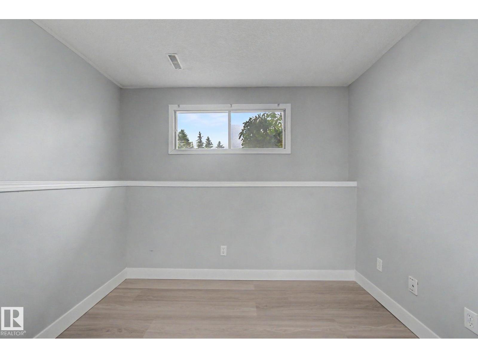 1511 75 ST NW - 43