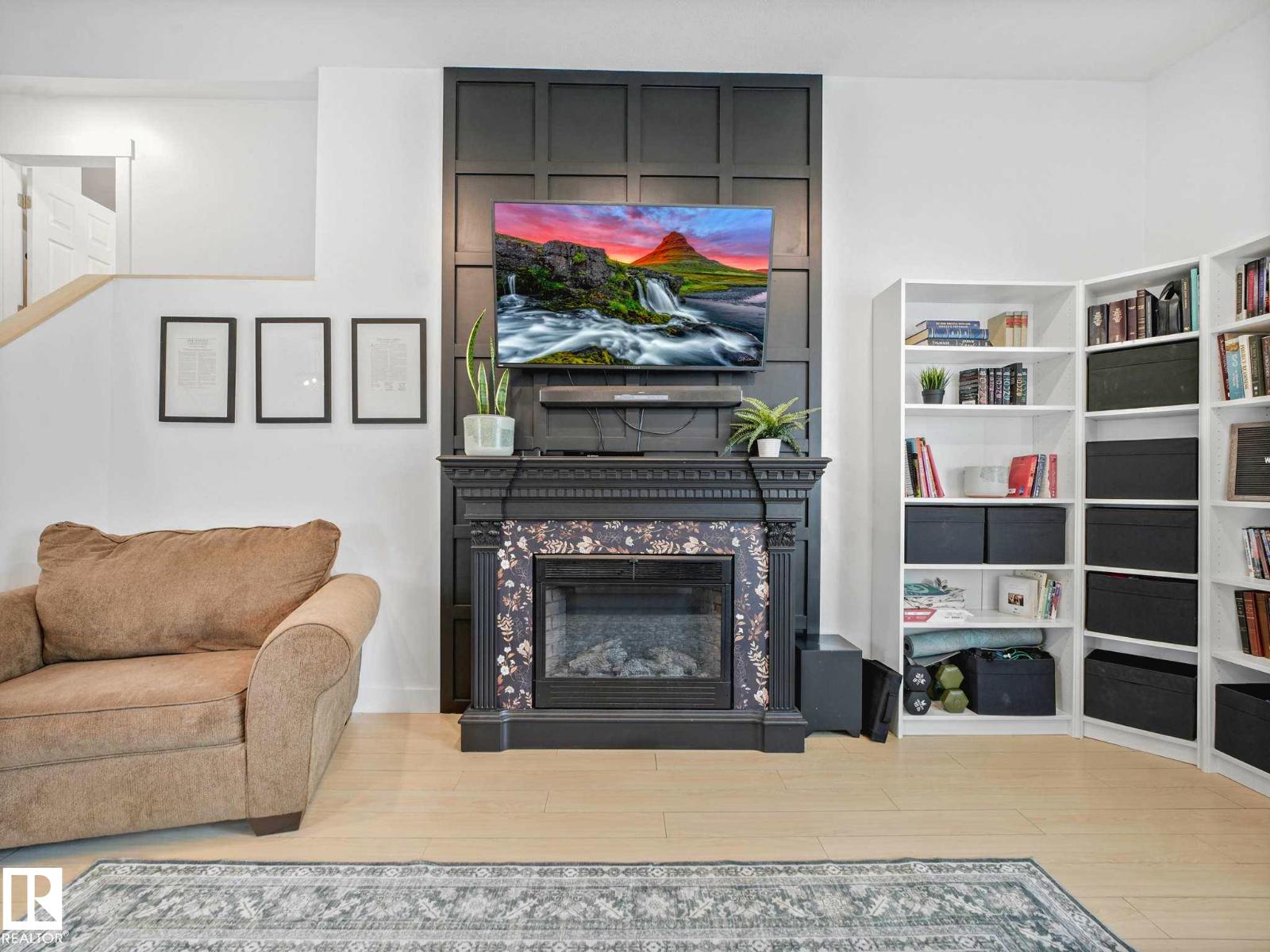 4115 41 AV NW — photo 12