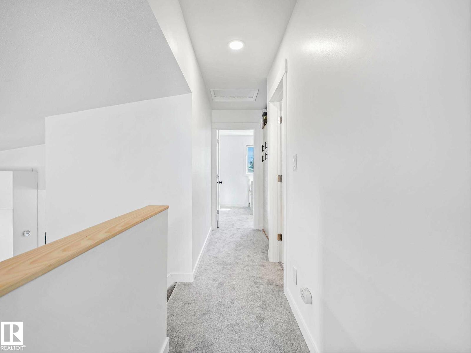 4115 41 AV NW — photo 27