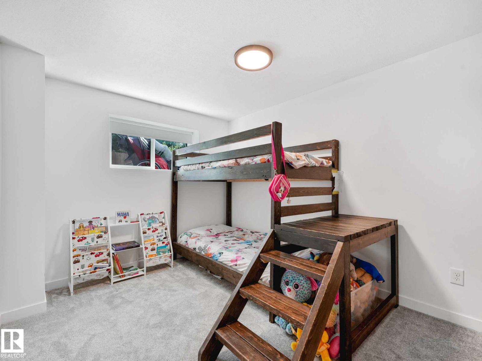 4115 41 AV NW — photo 45