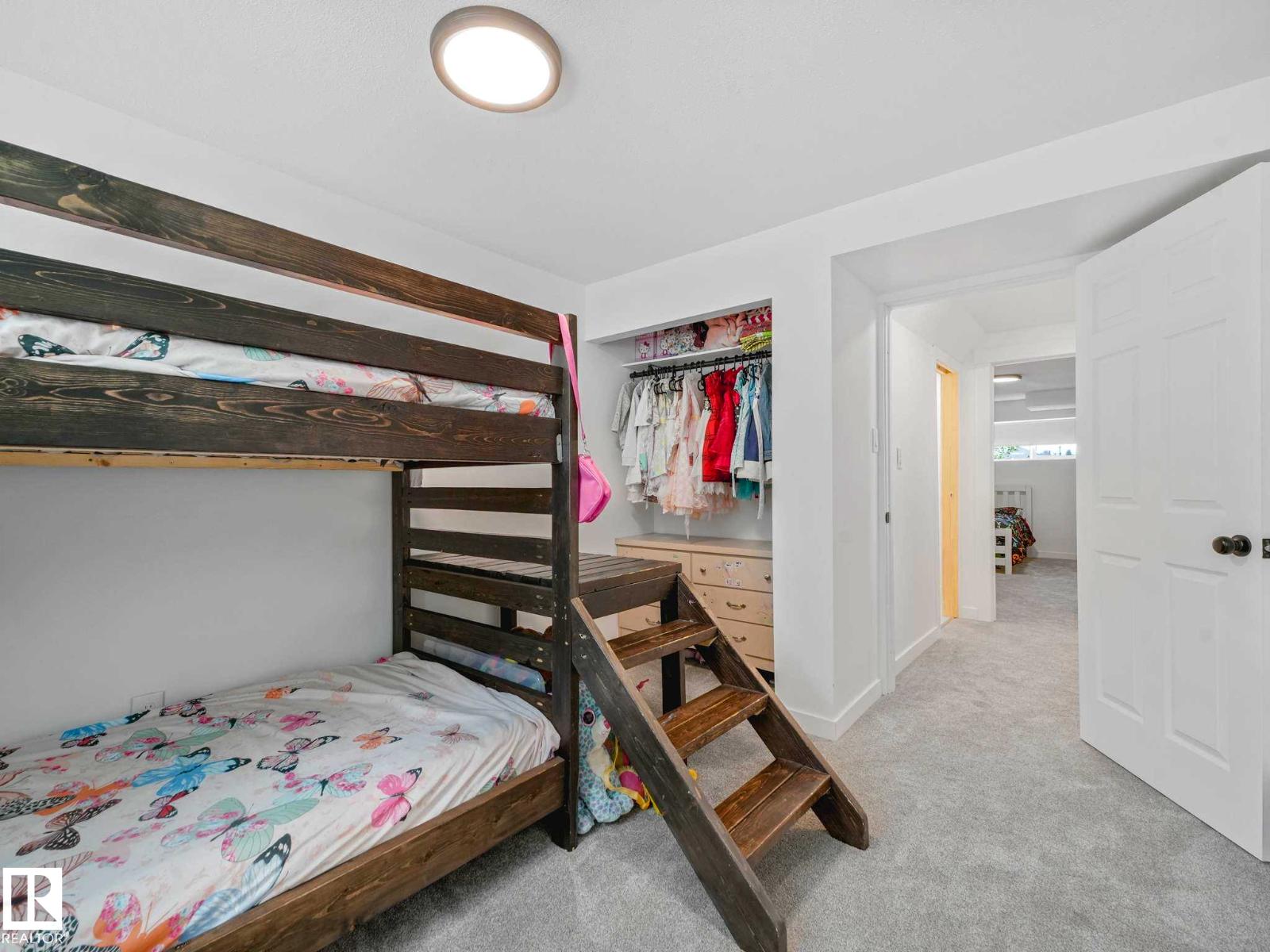 4115 41 AV NW — photo 46