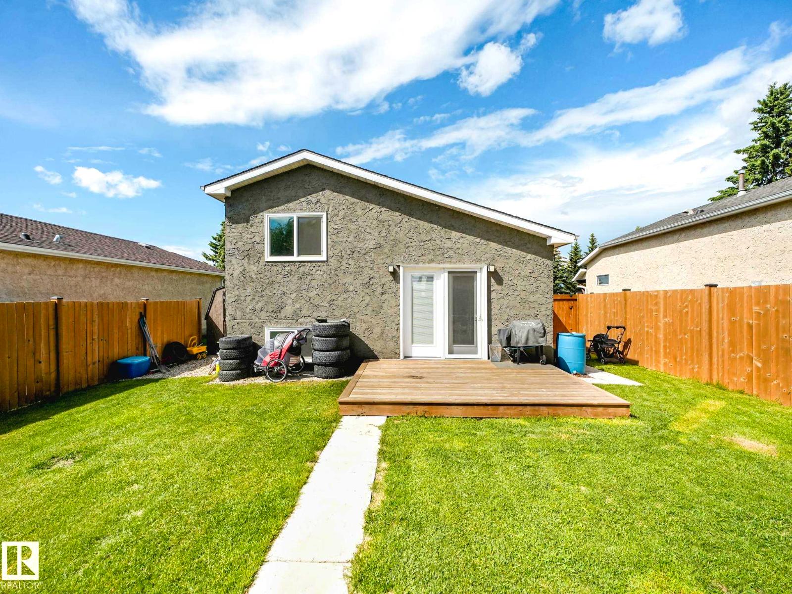 4115 41 AV NW — photo 61