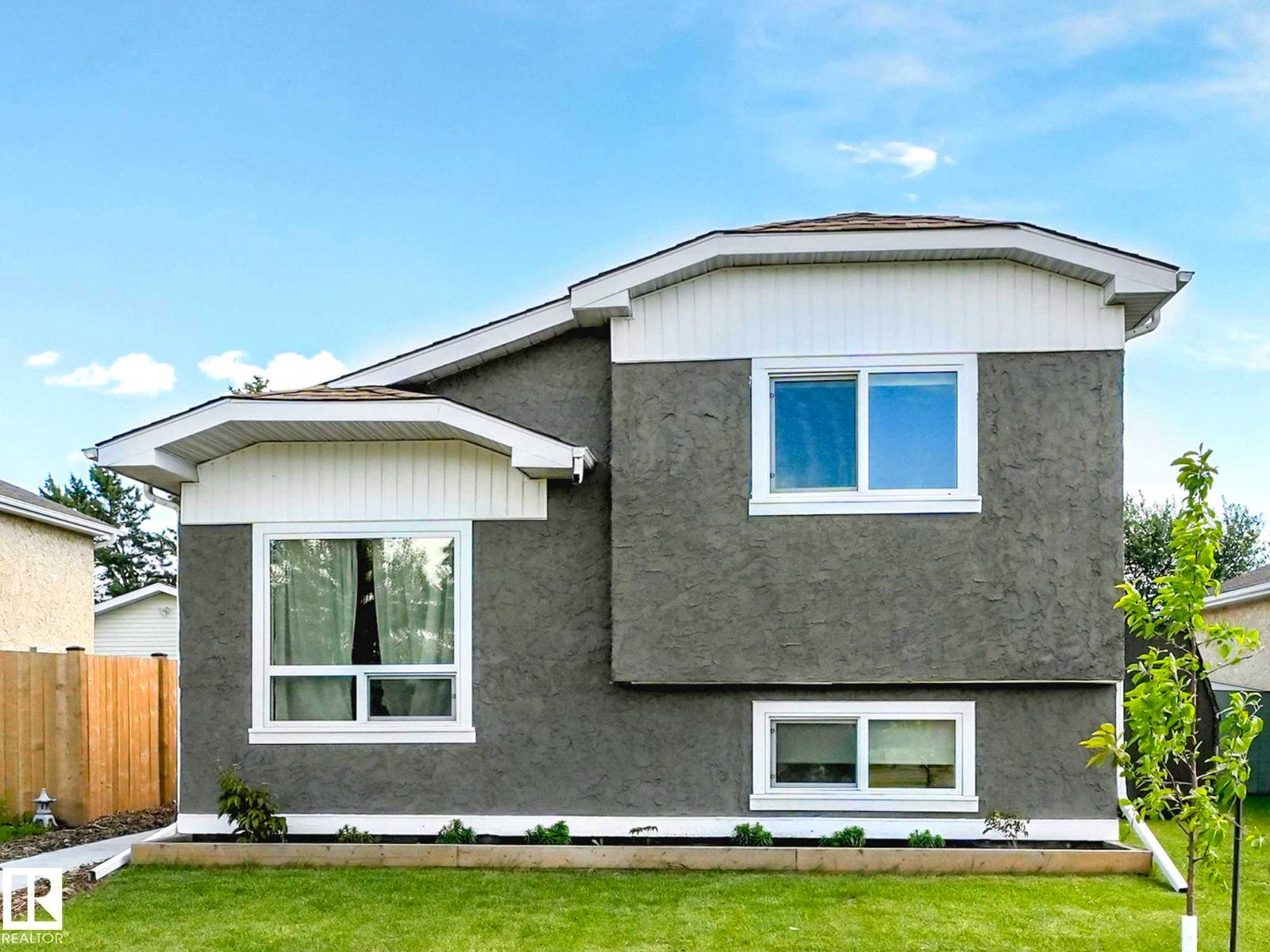 4115 41 AV NW — photo 73