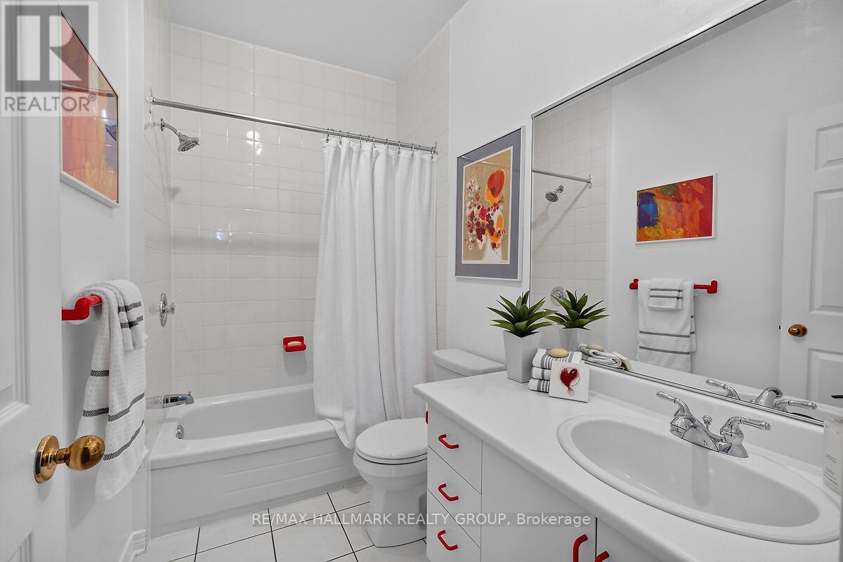 4 Bed, 3 Bath House for Sale in Ottawa – 51 CASTLETHORPE CRESCENT, Ottawa – MLS# X13467964 - Image 23