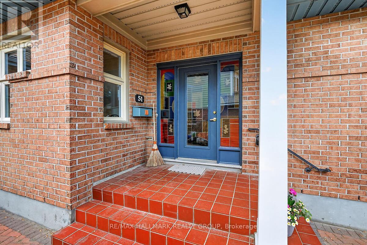 Covered front entry