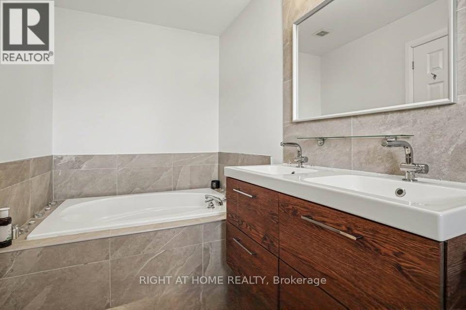 3 Bed, 3 Bath House for Rent in Ottawa – 2064 DUNOLLIE CRESCENT, Ottawa – MLS# X13468012 - Image 10