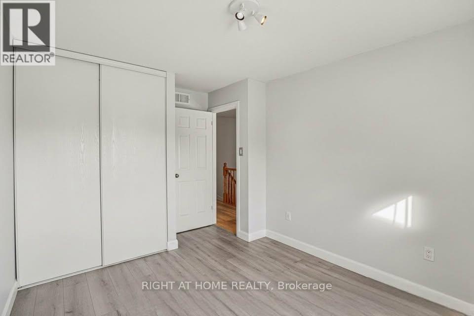 3 Bed, 3 Bath House for Rent in Ottawa – 2064 DUNOLLIE CRESCENT, Ottawa – MLS# X13468012 - Image 17