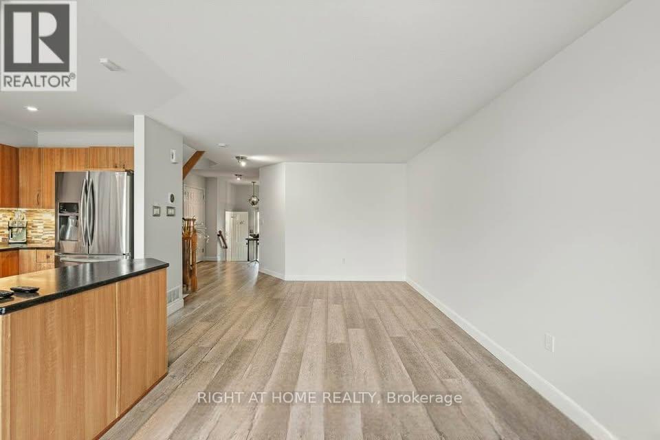 3 Bed, 3 Bath House for Rent in Ottawa – 2064 DUNOLLIE CRESCENT, Ottawa – MLS# X13468012 - Image 18