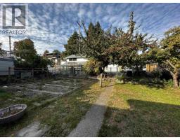 2621 E 8th Avenue, Vancouver, BC V5M1W4 Photo 7
