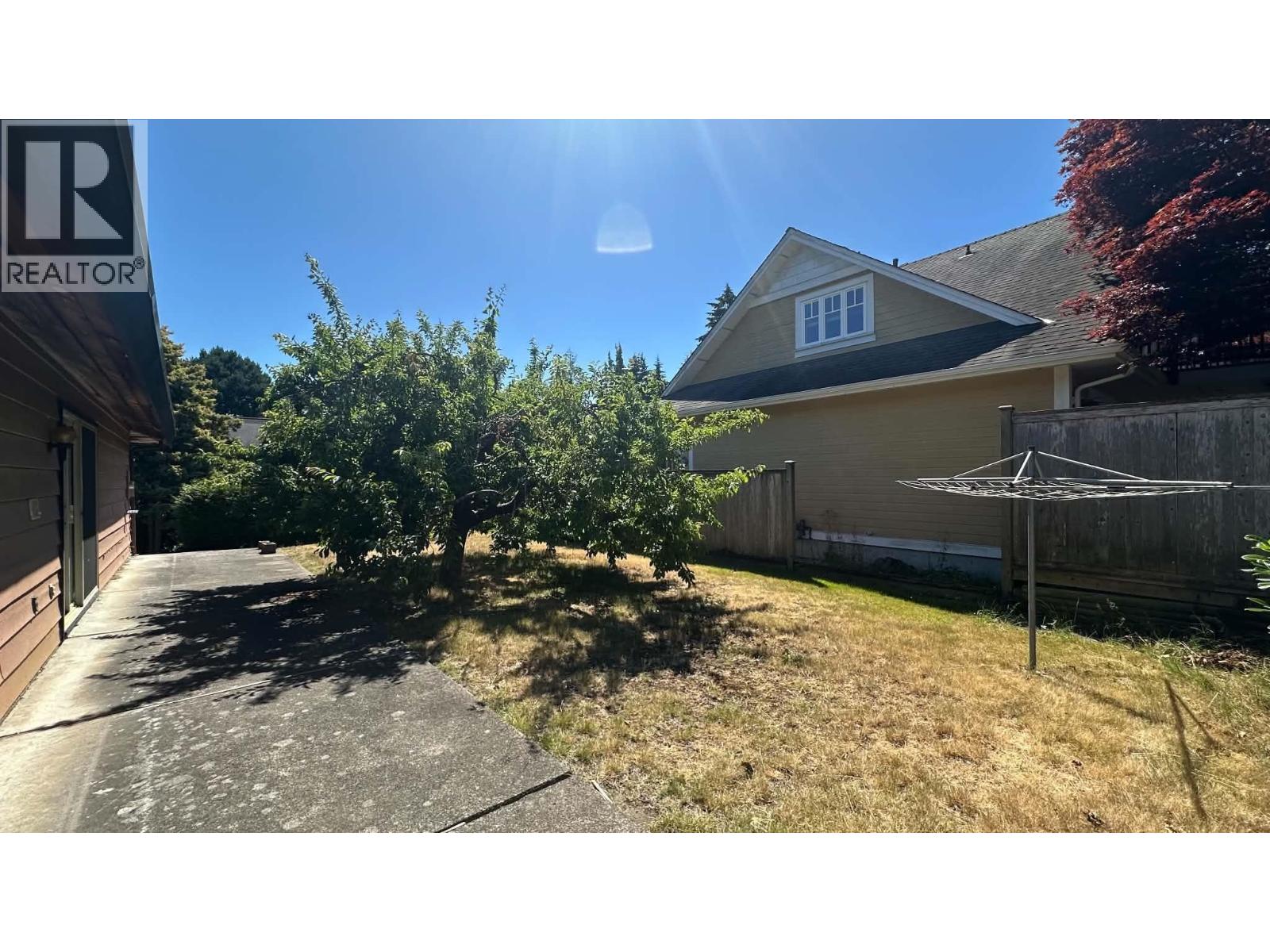 5282 5B Avenue, Delta