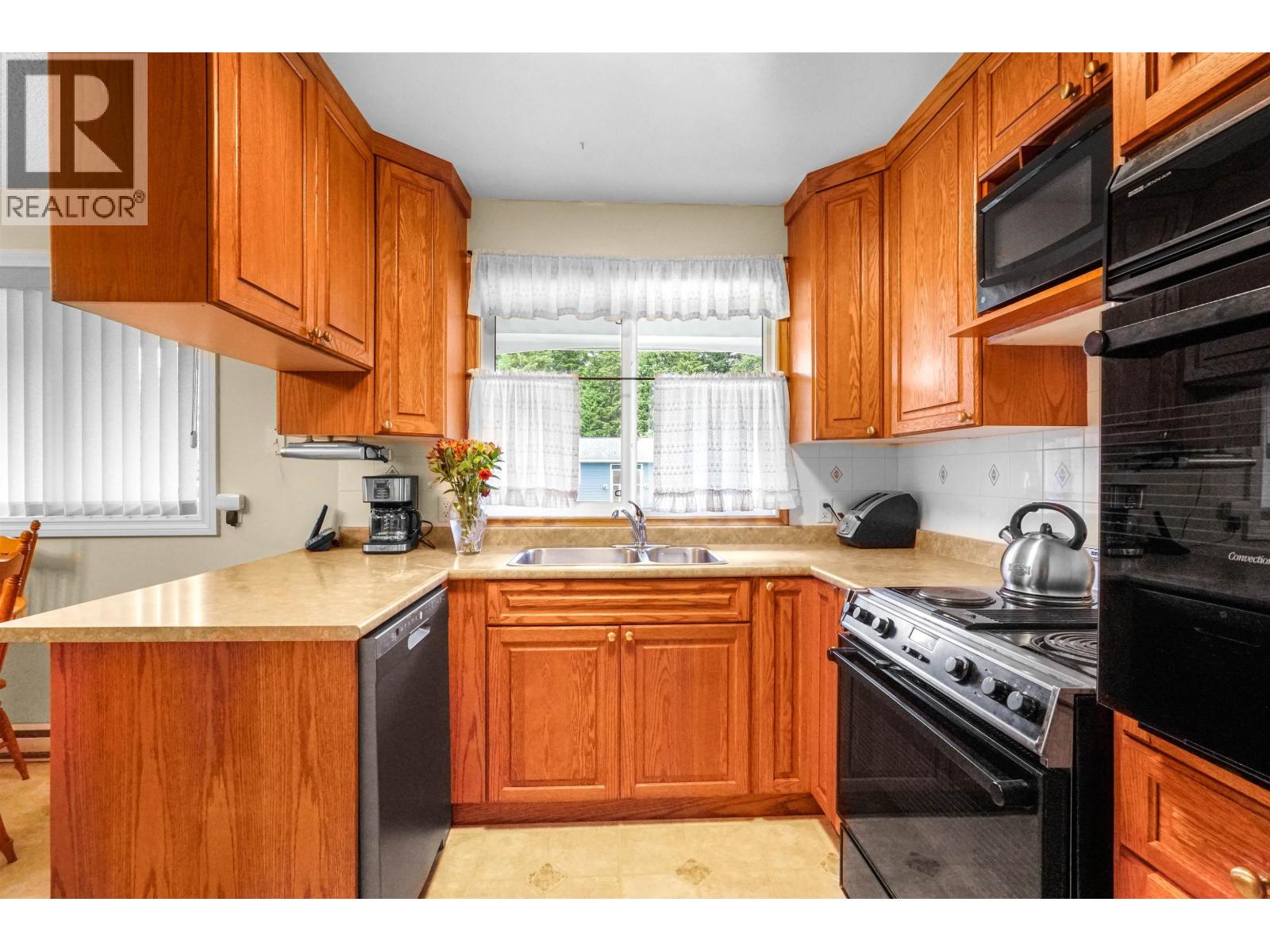 20 DUNN STREET, Kitimat