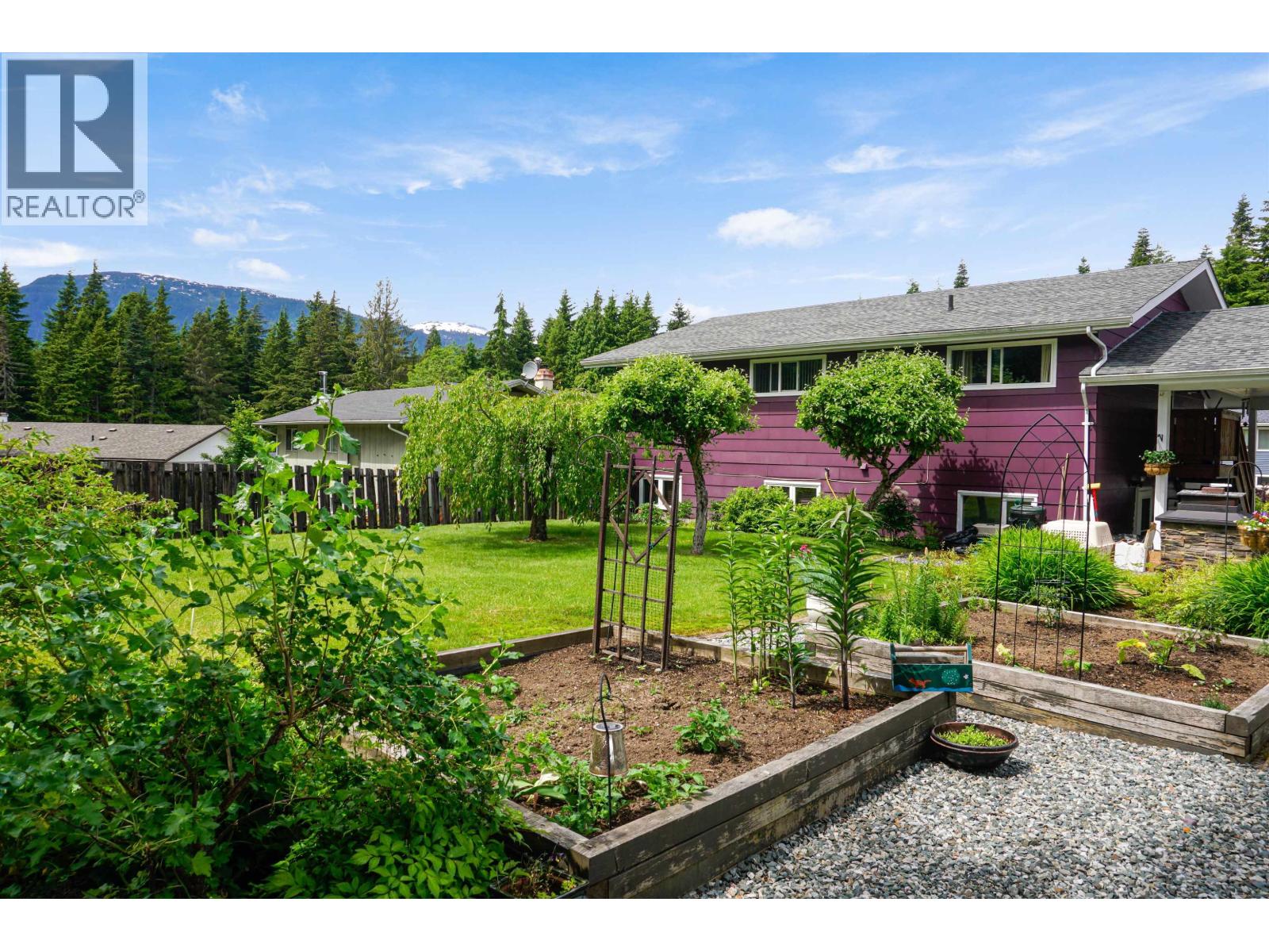 20 DUNN STREET, Kitimat