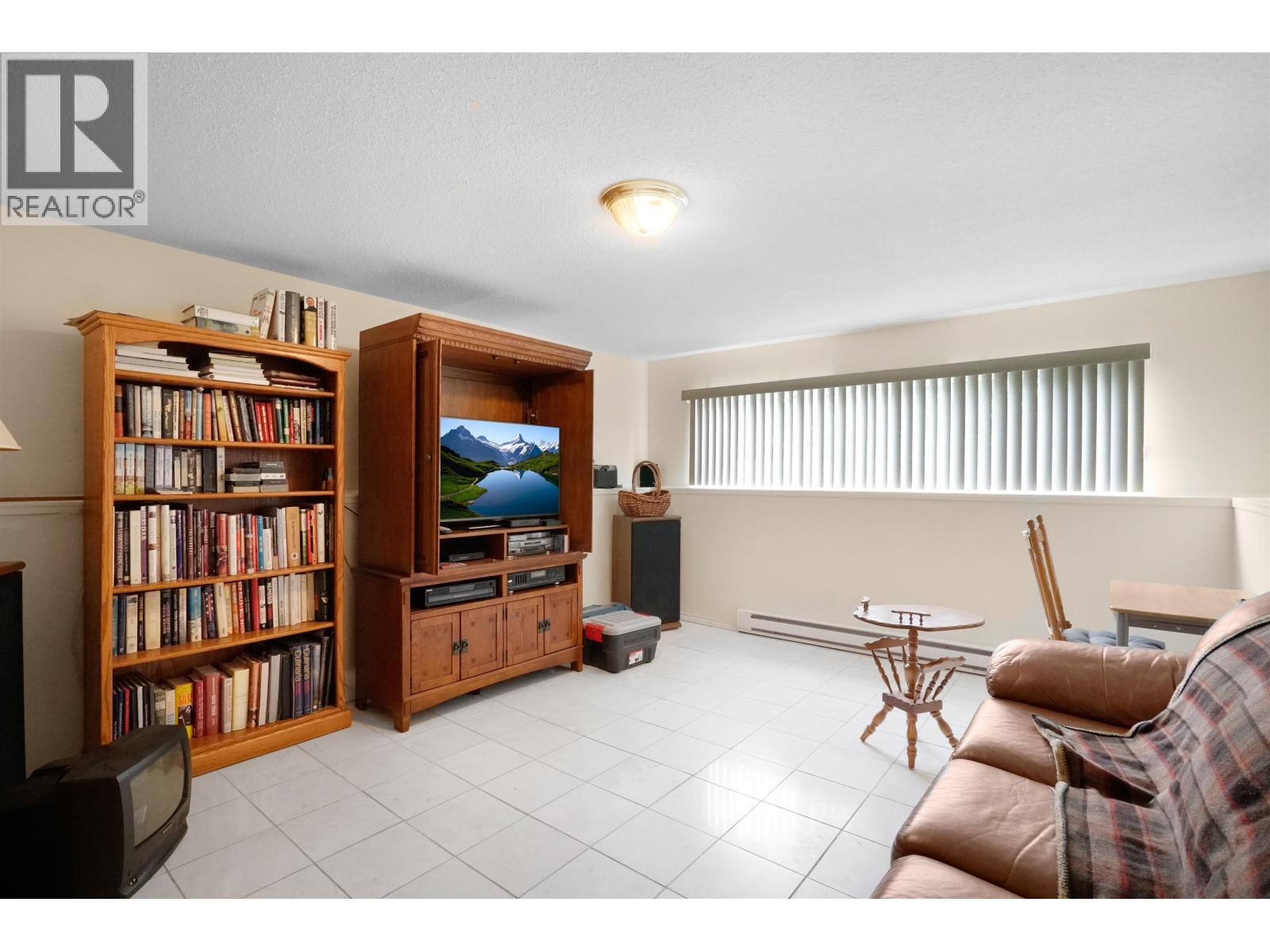 20 DUNN STREET, Kitimat