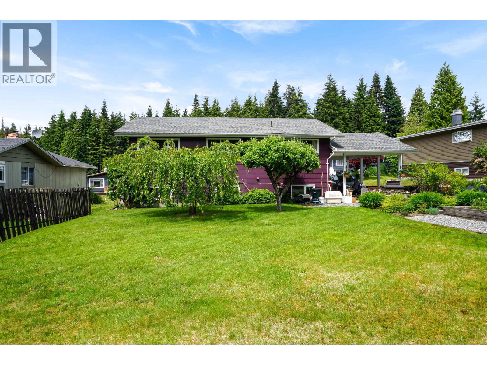 20 DUNN STREET, Kitimat
