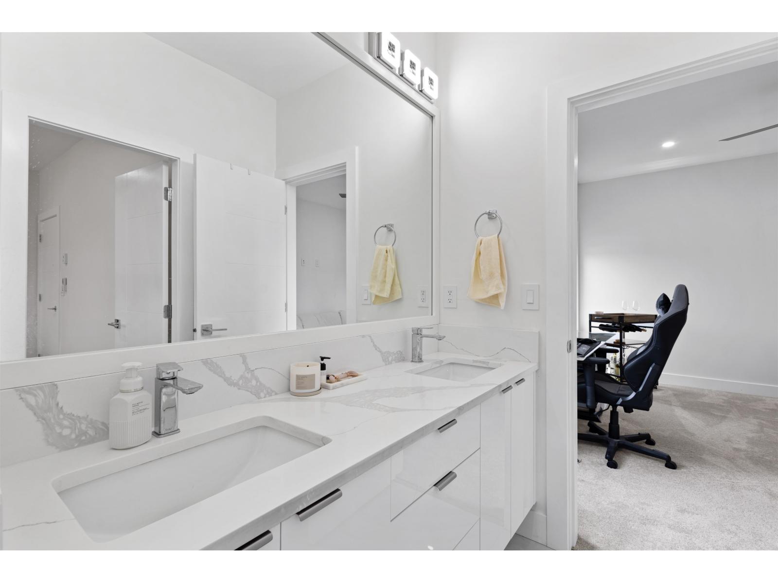 2343 LOBBAN ROAD, Abbotsford