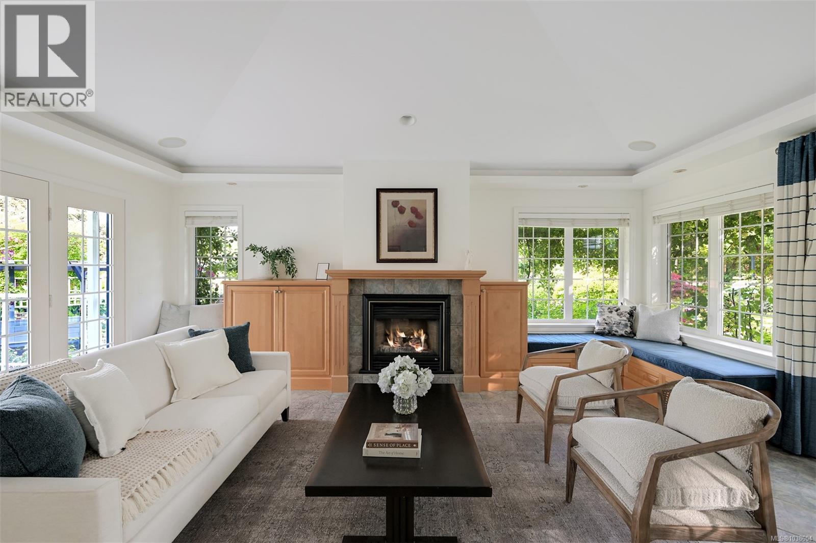  4005 Locarno Lane, Saanich