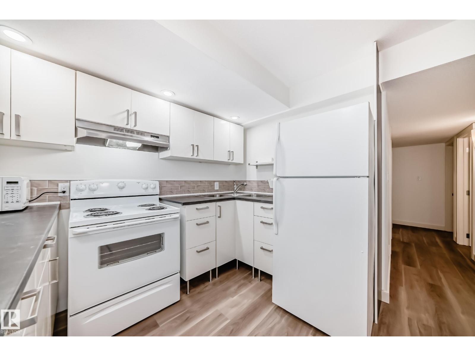 7021 95 ST NW — photo 43