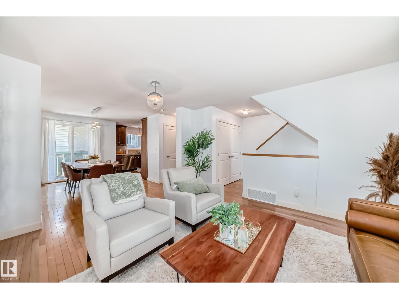7021 95 ST NW — photo 10