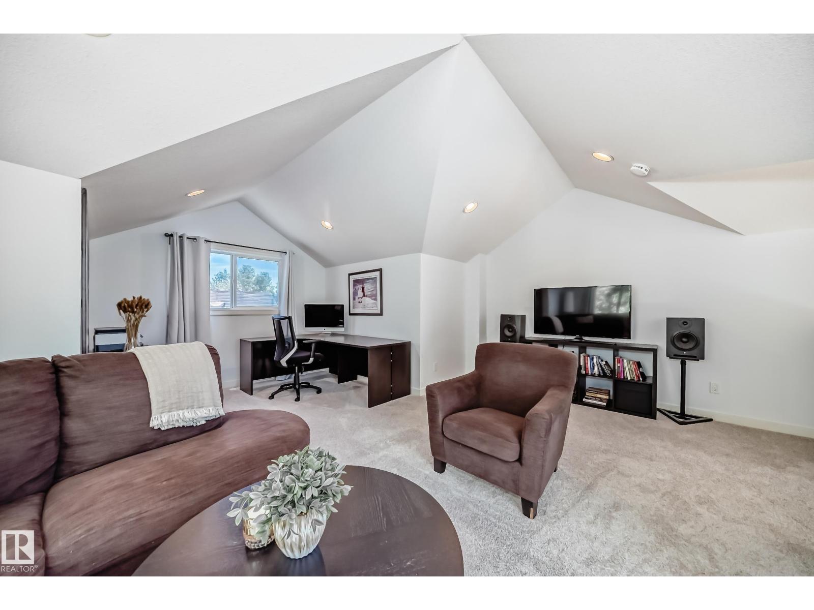 7021 95 ST NW — photo 36