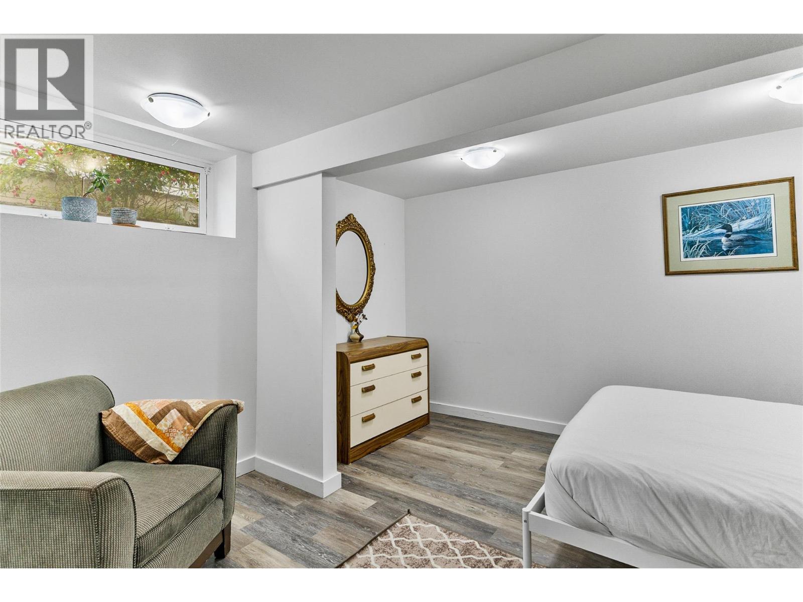 805 Victoria Road, Revelstoke