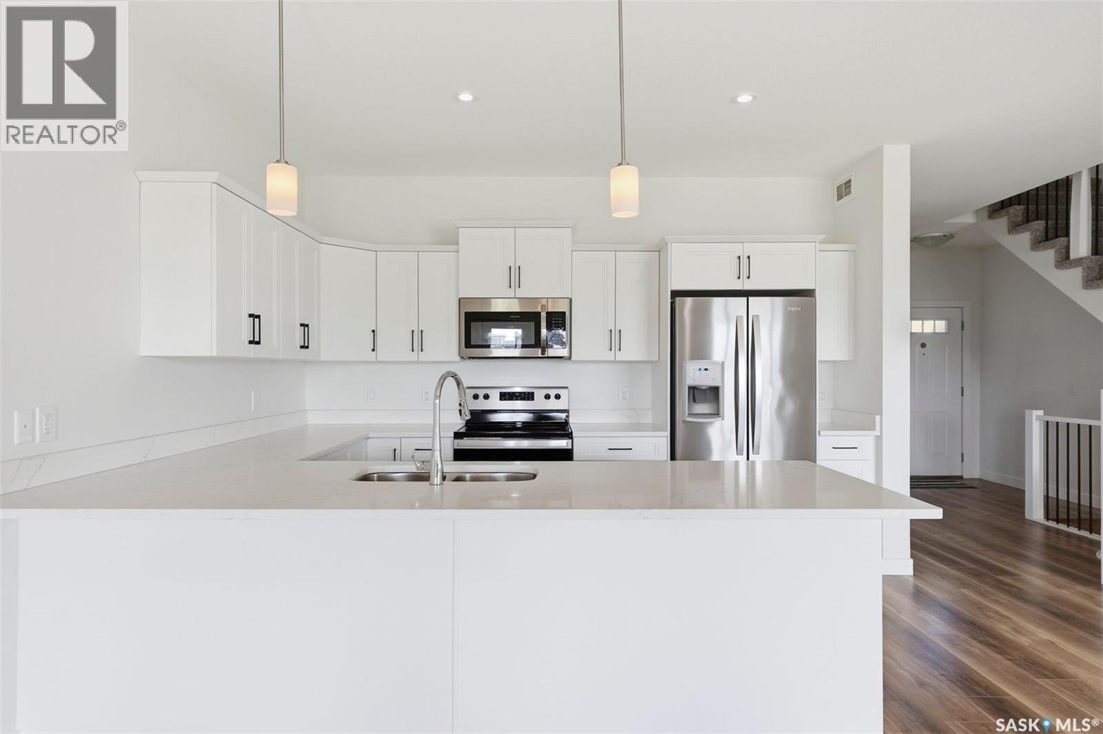 830 Kensington BOULEVARD — photo 7