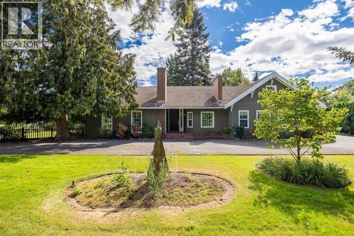2065 Long Street - 1